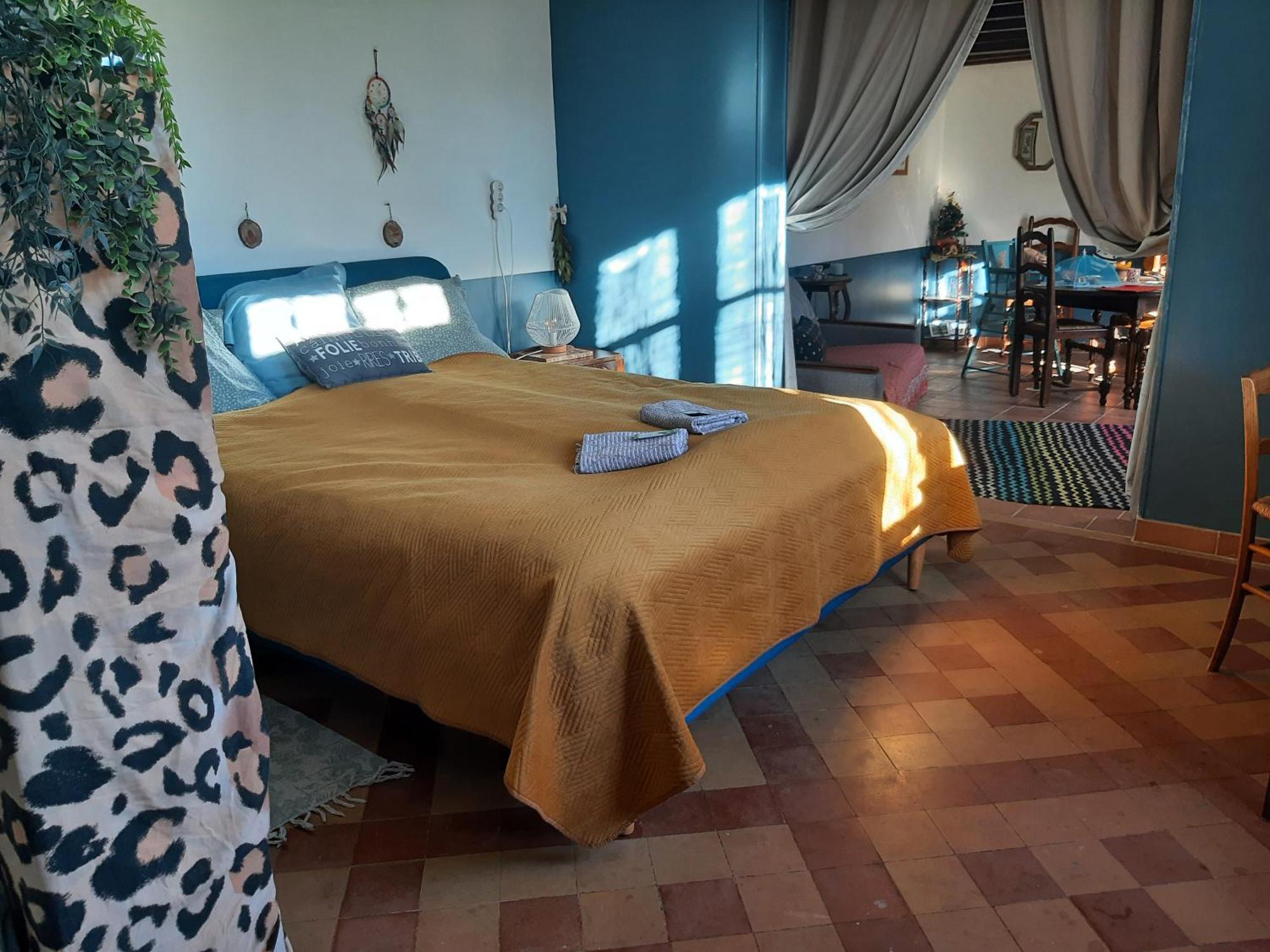Notre Village Papillon Bed&Breakfast Neret Экстерьер фото